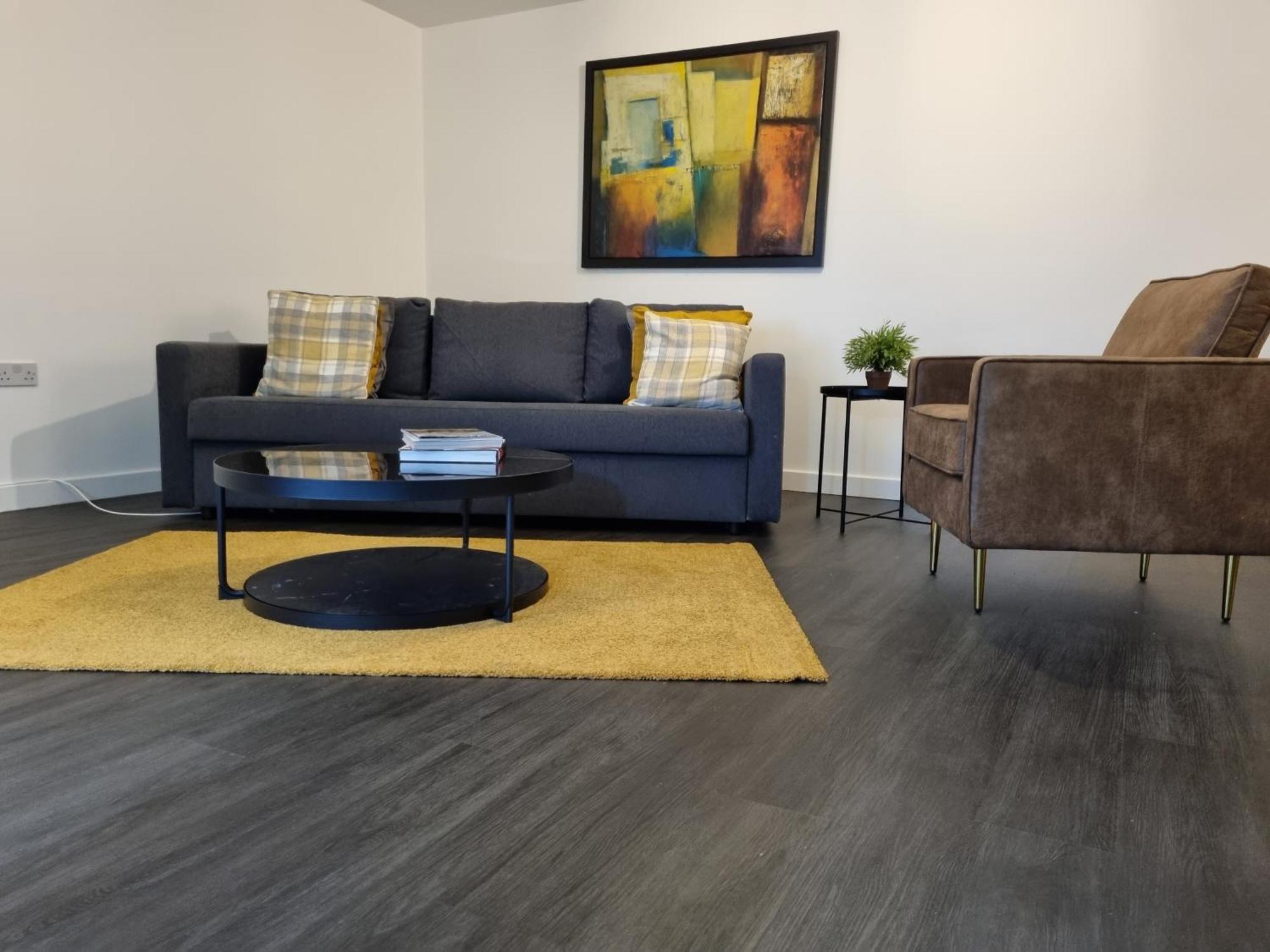 Spacious London Apartment 5 Min Walk To Leytonstone Underground Station And 5 Stops To Zone 1 ภายนอก รูปภาพ